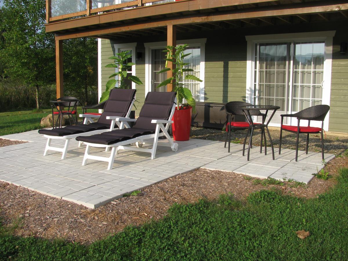Gi'temps Couette Et Cafe Bed & Breakfast Granby