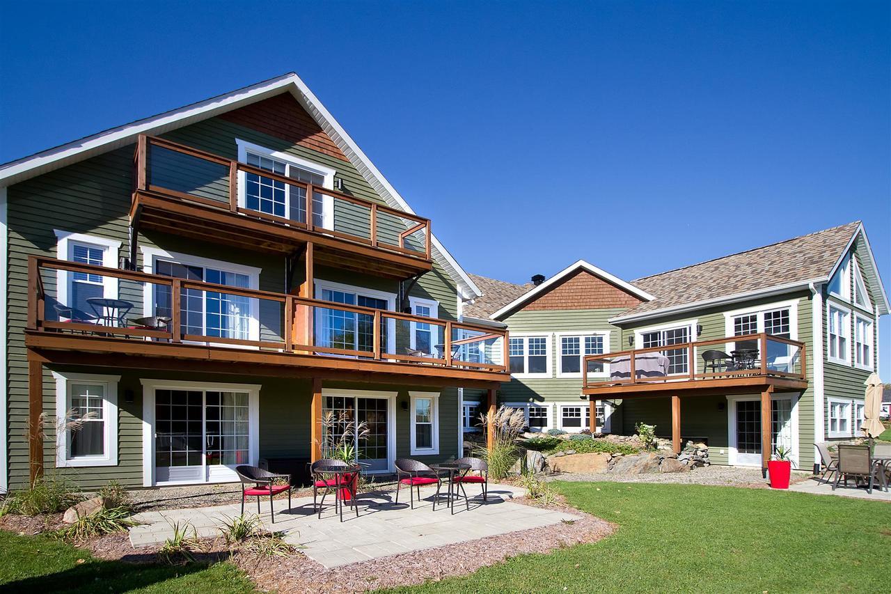 Gi'temps Couette Et Cafe Bed & Breakfast Granby